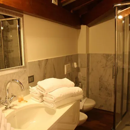 In Novara/piemont 22850 Appartamento *